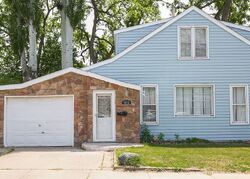 Pre-foreclosure in  W 12th St Sioux Falls, SD 57104