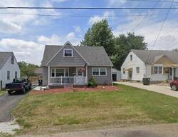 Pre-foreclosure in  Ellis Ave Ne Canton, OH 44705