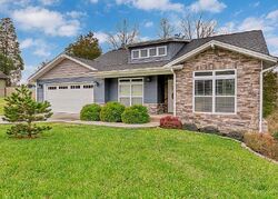 Pre-foreclosure in  Chimney Rock Ln Knoxville, TN 37920