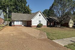 Pre-foreclosure in  Charly Hill Ln Cordova, TN 38016