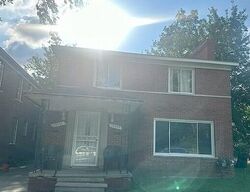 Pre-foreclosure in  Stratford Rd Detroit, MI 48221