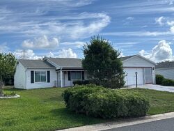  San Marino Dr, Lady Lake FL