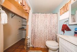 Pre-foreclosure in  Pinewood Ave Nokomis, FL 34275