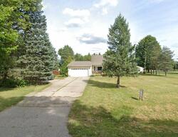 Pre-foreclosure in  Waverly Rd Dimondale, MI 48821