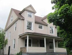 Pre-foreclosure in  Rozelle Ave Cleveland, OH 44112