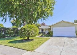 Pre-foreclosure in  Santa Lucia Dr Pleasant Hill, CA 94523
