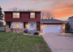  N Magnolia Ave, Lansing MI