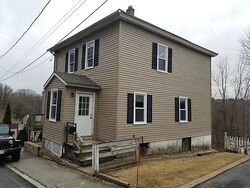 Pre-foreclosure in  Carter St Webster, MA 01570