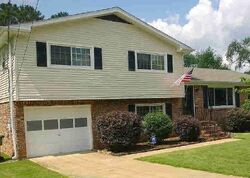 Pre-foreclosure in  Edinburgh Dr Sw Huntsville, AL 35803