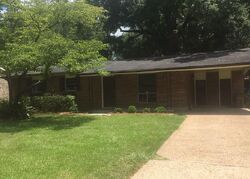Pre-foreclosure in  Rochelle St Mobile, AL 36693