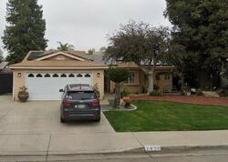 Pre-foreclosure in  Northview St Selma, CA 93662