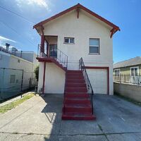 Pre-foreclosure in  9th St Richmond, CA 94801