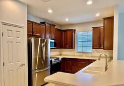 Pre-foreclosure in  Cortenova Ct Venice, FL 34292