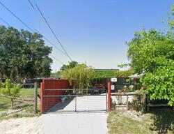 Pre-foreclosure in  Se 1st Ave Arcadia, FL 34266