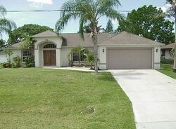 Pre-foreclosure in  Sw 11th St Cape Coral, FL 33991