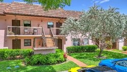 Pre-foreclosure in  Nw 106th Ter Hollywood, FL 33026