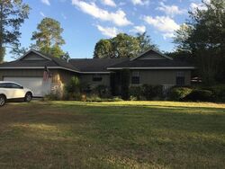 Pre-foreclosure in  Ne 1st St Ocala, FL 34470