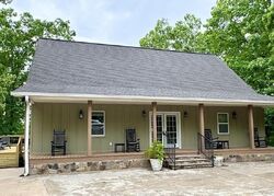Pre-foreclosure in  Chatuge Hills Rd Hiawassee, GA 30546