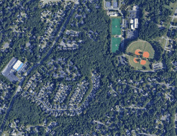  River Falls Dr, Roswell GA