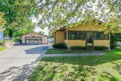 Pre-foreclosure in  E Buena Vista Ave Decatur, IL 62521
