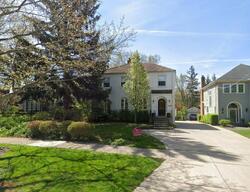Pre-foreclosure in  Scott Ave Winnetka, IL 60093