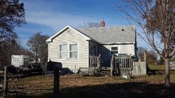 Pre-foreclosure in  54th Ave W Milan, IL 61264