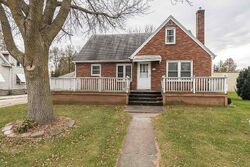 Pre-foreclosure in  W Edgington St Reynolds, IL 61279