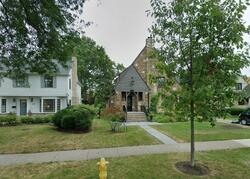 Pre-foreclosure in  Elmore St Park Ridge, IL 60068