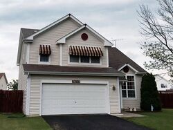 Pre-foreclosure in  S Locust Pl Monee, IL 60449