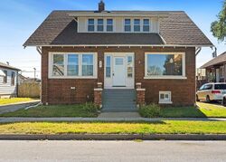 Pre-foreclosure in  Condit St Hammond, IN 46320