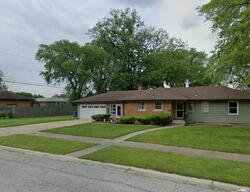Pre-foreclosure in  Delaware St Highland, IN 46322