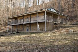 Pre-foreclosure in  Annie Smith Rd Nashville, IN 47448