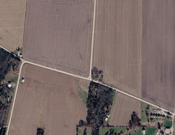Pre-foreclosure in  Agency Rd Danville, IA 52623