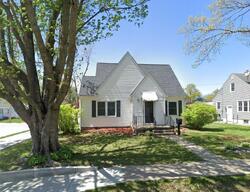 Pre-foreclosure in  S Jefferson St Mount Pleasant, IA 52641