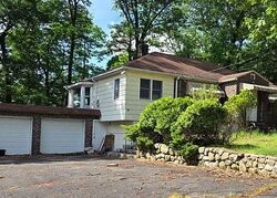 Pre-foreclosure in  Manchester Ave Haledon, NJ 07508