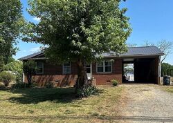 Pre-foreclosure in  Linwood Southmont Rd Lexington, NC 27292