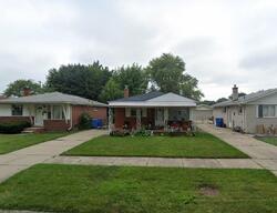 Pre-foreclosure in  CAMPBELL ST Dearborn Heights, MI 48125