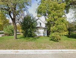 Pre-foreclosure in  Elm Ave Se Renville, MN 56284