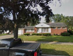 Pre-foreclosure in  WOODMONT ST Harper Woods, MI 48225