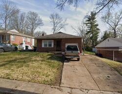 Pre-foreclosure in  Trenton Ave Saint Louis, MO 63130