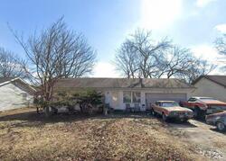 Pre-foreclosure in  Greenway Dr Kirksville, MO 63501