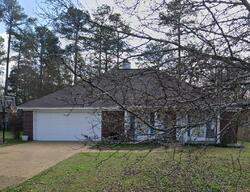 Pre-foreclosure in  Stonehendge Dr Brandon, MS 39042