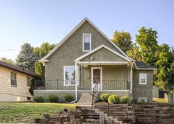 Pre-foreclosure in  Gordon St Omaha, NE 68105