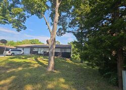 Pre-foreclosure in  E 57th St Kansas City, MO 64133