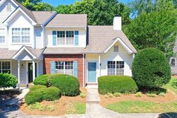 Pre-foreclosure in  Whitlock Crossing Ct Charlotte, NC 28273