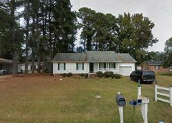  Colonial Dr, Clinton NC