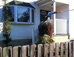 Pre-foreclosure in  Pineview Ave Keansburg, NJ 07734