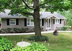 Pre-foreclosure in  Wawayanda Rd Highland Lakes, NJ 07422