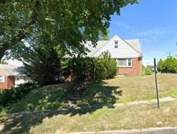 Pre-foreclosure in  Parker Ave Hackensack, NJ 07601