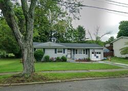 Pre-foreclosure in  York Rd Newton, NJ 07860
